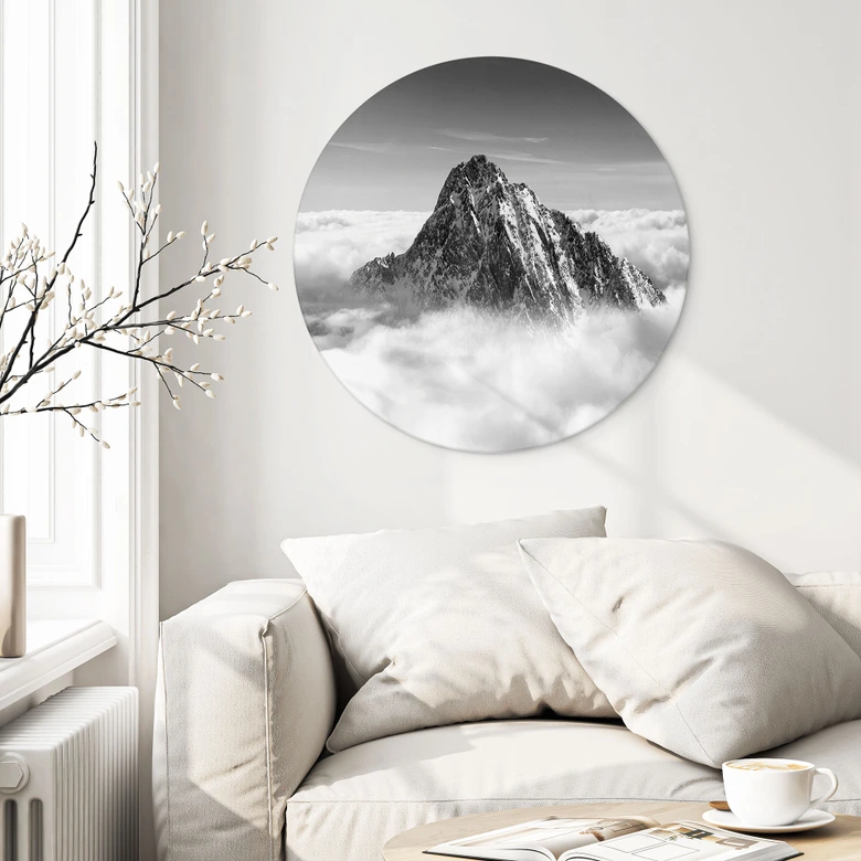 Wandbild Bergspitze über den weißen Wolken - Alu-Dibond - Rund 