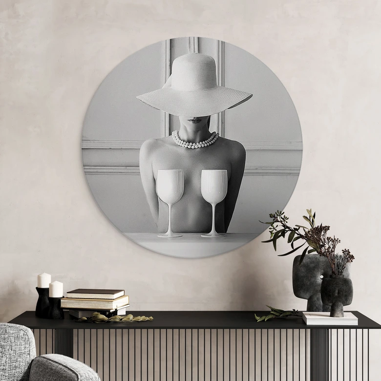 Tableaux Femme tenant des flûtes de champagne - Bolgov - Alu-Dibond Rond 