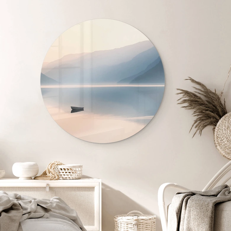 Glasbild Davidsson - See und Berge in malerischer Harmonie - Rund 