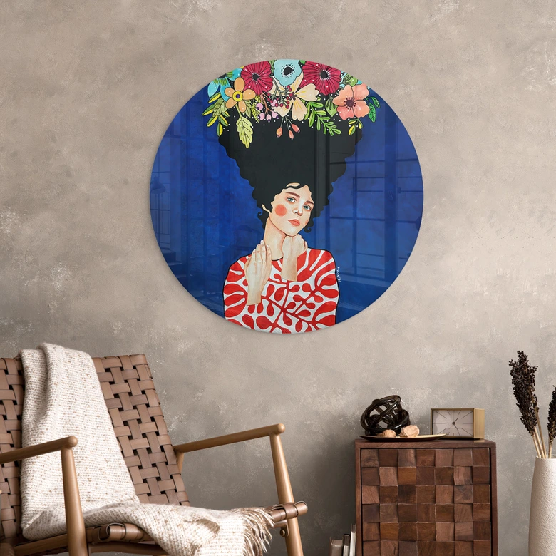 Glasbild Frau mit Blütenpracht im Haar - Hülya - Rund 