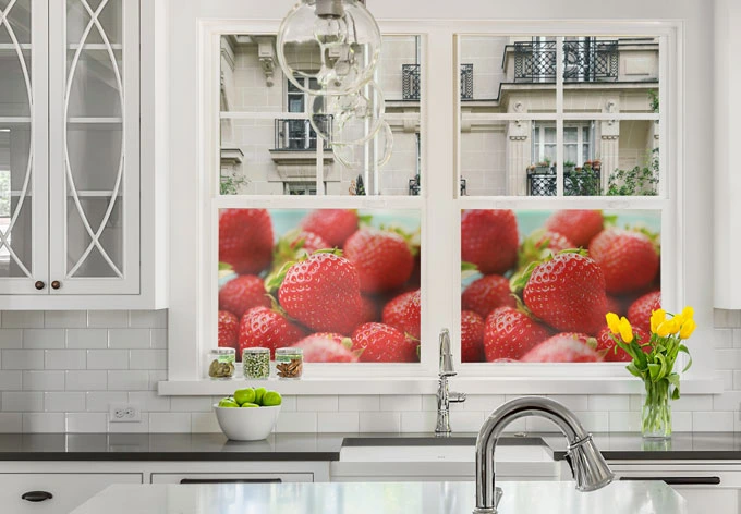 Window foil Fresh strawberries 