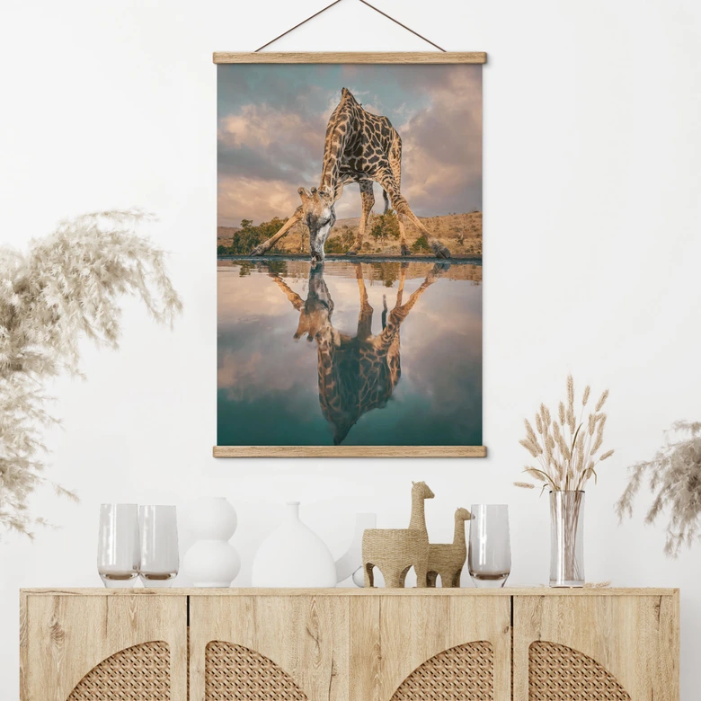 Stoffbild Reflexion einer Giraffe in der Wildnis - Amtmann 