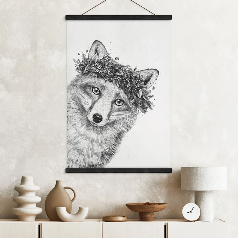 Tableau en tissu Renard noir et blanc avec couronne de fleurs - Korenkova 