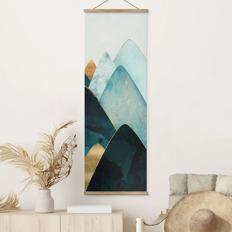 Stoffbild Abstrakte Berge in Gold und Blau - SpaceFrog Designs - Panorama 