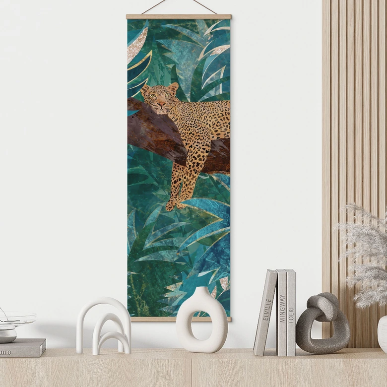 Póster de tela leopardo en selva verde esmeralda - Manovski - Panorama 