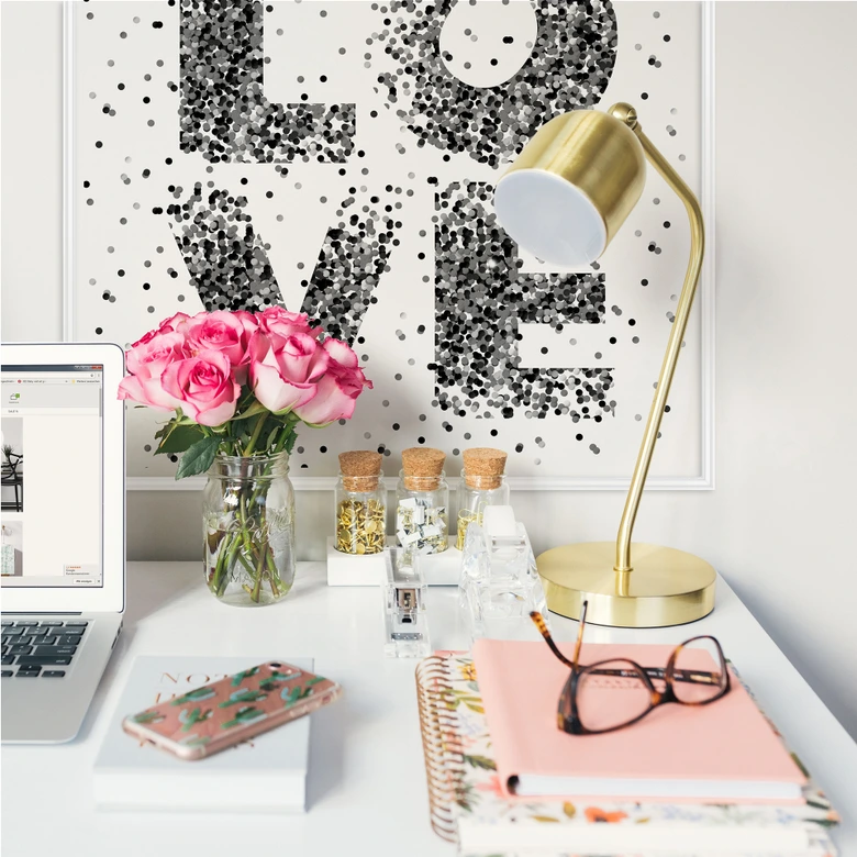 Wallprint - Konfetti in Love - quadratisch 