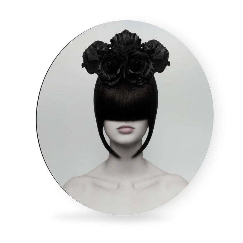 Tableau en Alu-Dibond Nemcekova - Black Widow - Rond 