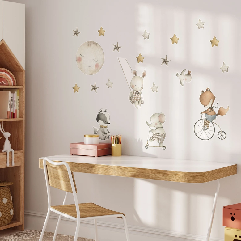 Kinderzimmer Wandtattoo Fröhliche Tiere mit Sternenhimmel - Oliver Robins - 50x70 cm 