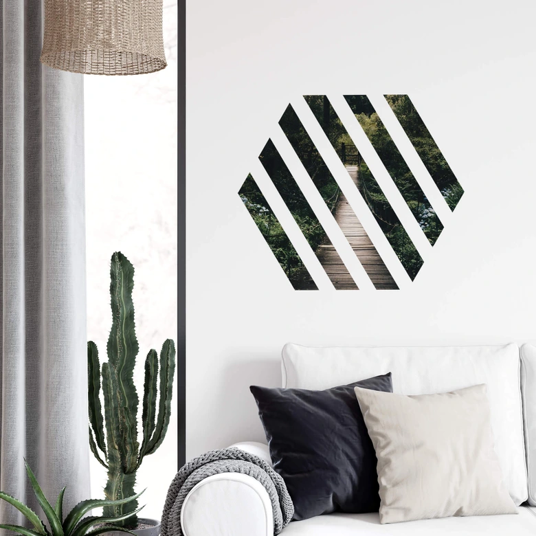 Wandtattoo Waldweg Hexagon in Streifen 