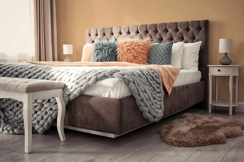 Farba do ścian i sufitów Premium beżowa - Matowa farba do ścian wewnętrznych PURO c7026 piaskowy beż  