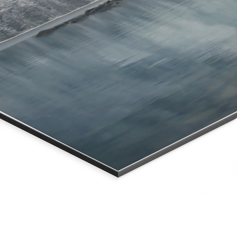 Wanddecoratie winterbos bij het meer - Rostovskiy - Alu-Dibond Panorama 