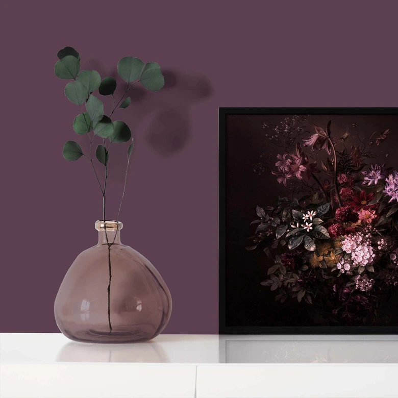 Violett Wandfarbe seidenmatt I Beady Beetroot | vitalisierender Raumcharakter | THE COLOR KITCHEN 