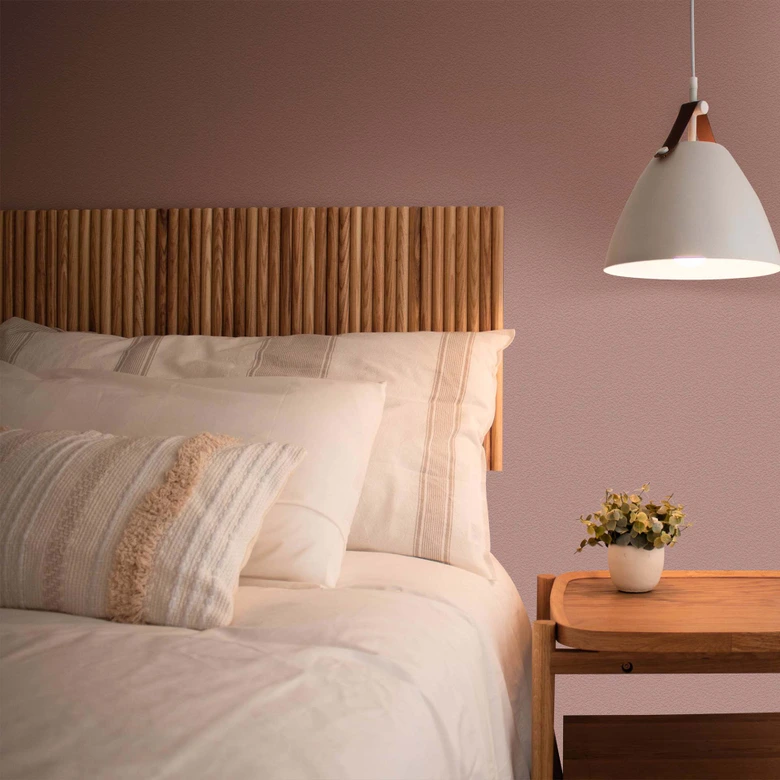 Braun Wandfarbe seidenmatt I Jellied Jostaberry | behagliche und ruhige Raumatmosphäre schaffend| THE COLOR KITCHEN 