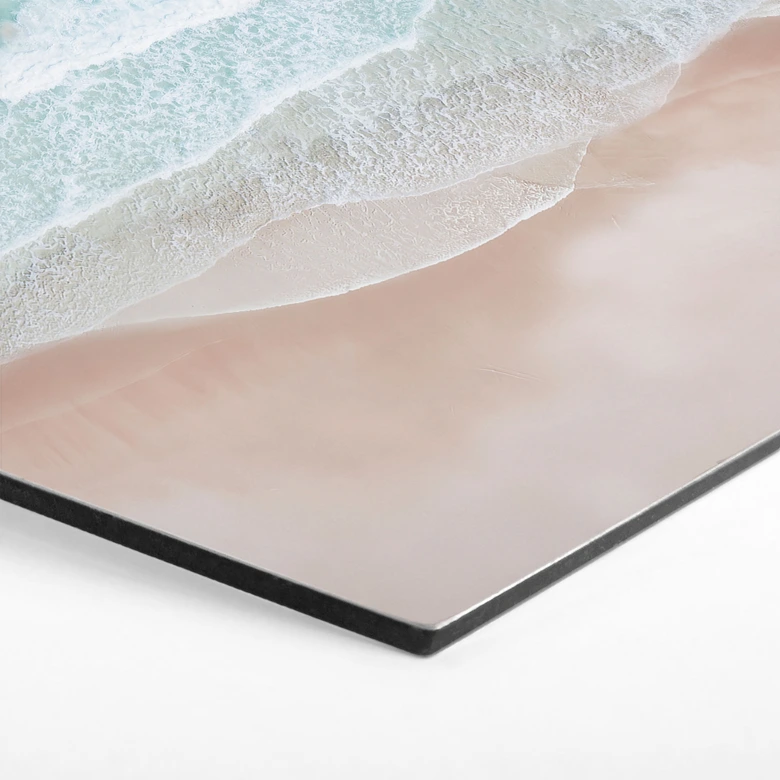 Hexagon Wall Art Gentle waves on the beach - Sisi & Seb - Alu-Dibond 