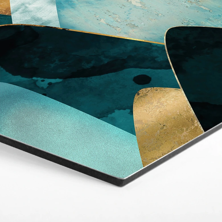 Hexagon Dibond Abstracte bergen in goud en blauw - SpaceFrog Designs 