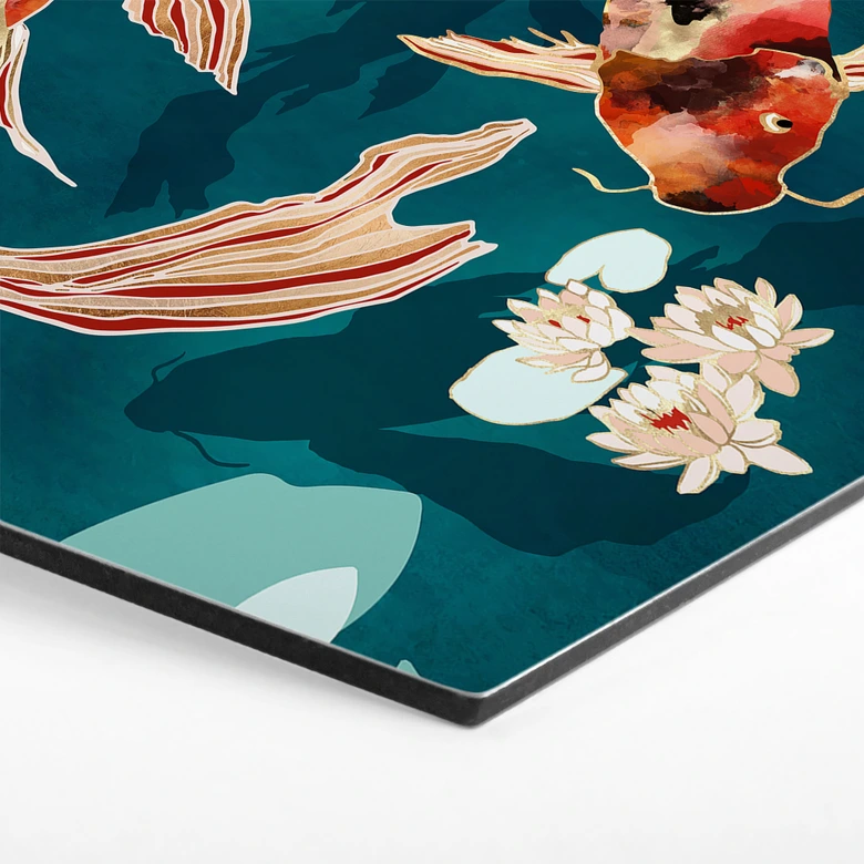 Hexagon Dibond To koi i en dam - SpaceFrog Designs 