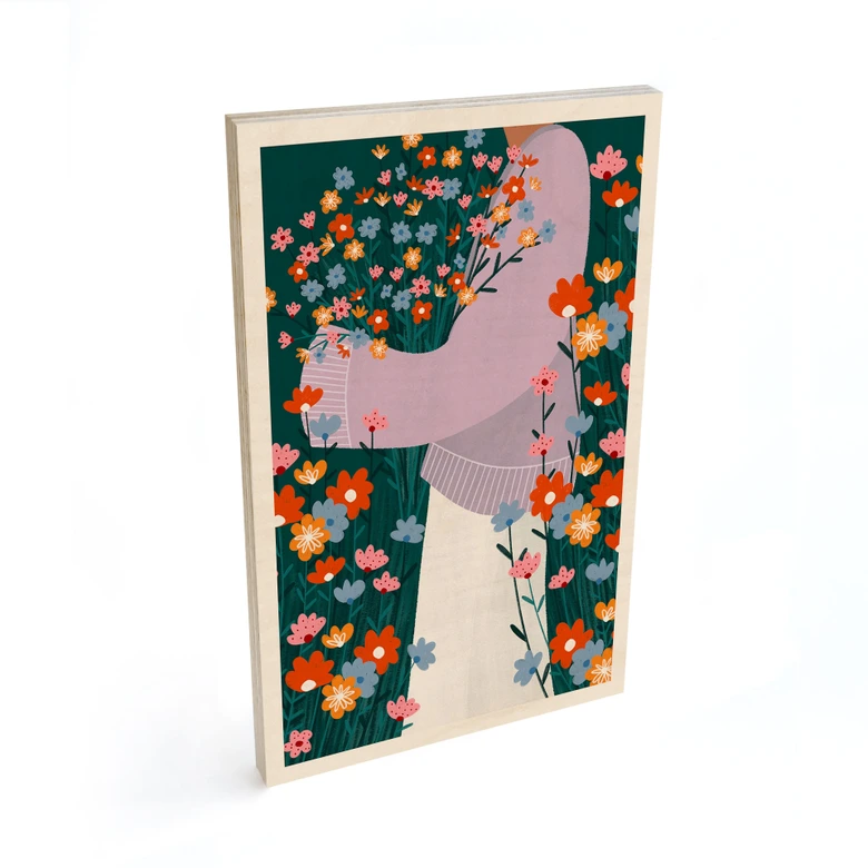 Obraz drewniany przedstawiający kobietę w kolorowym ogrodzie kwiatowym - Müller 