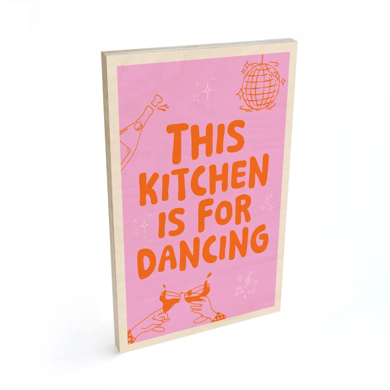 Wood Print This kitchen is for dancing - Ohkimiko 