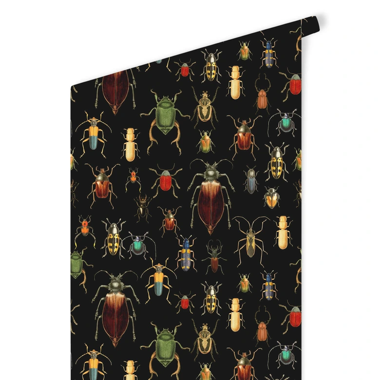 Papier peint à motifs UN Designs - Le paradis des scarabées (fond noir) 