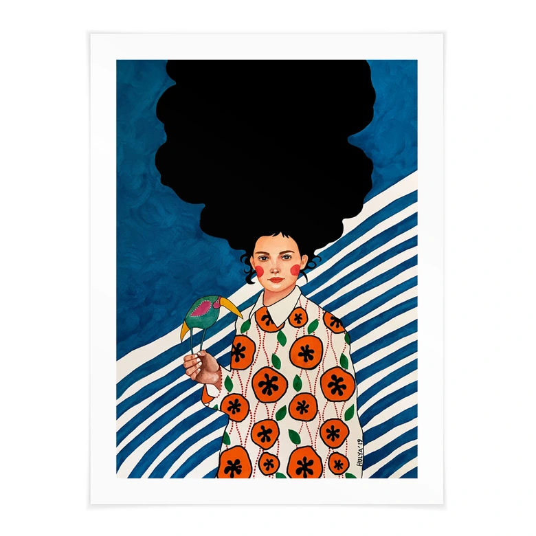 Poster Frau vor blau-weißem Hintergrund - Hülya 