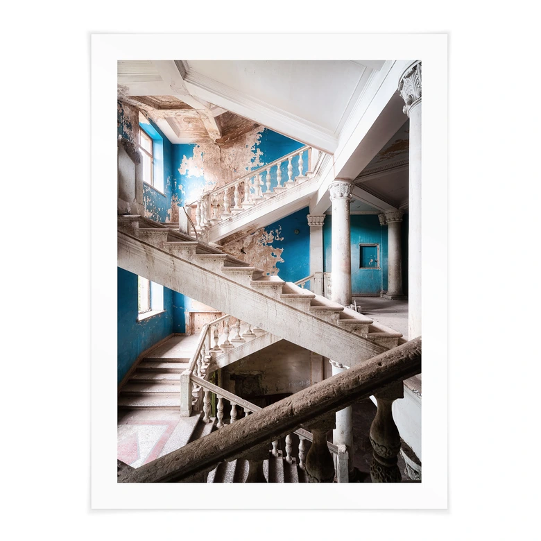 Poster Imponerande trappa med gammal charm - Robroek 