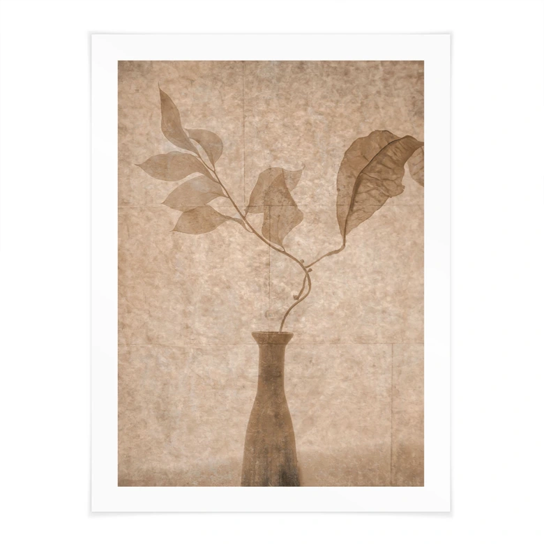 Poster Stillleben mit herbstlichen Blättern in Beige | Minimalistische Kunst - Tokarev 