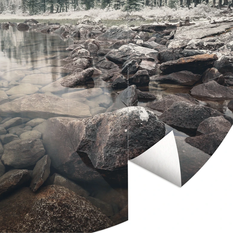 Vinterskog vid sjön | Fototapet för landskap - Rostovskiy - rund - självhäftande / ovävd 