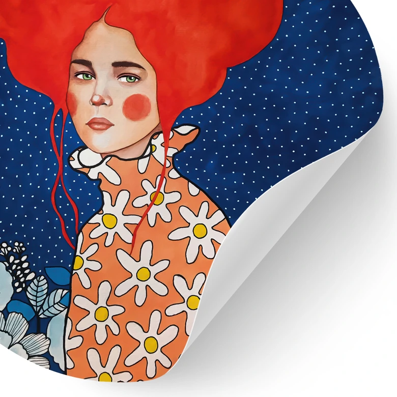 Sticker mural femme avec des cheveux rouges et des fleurs - Hülya - Rond 