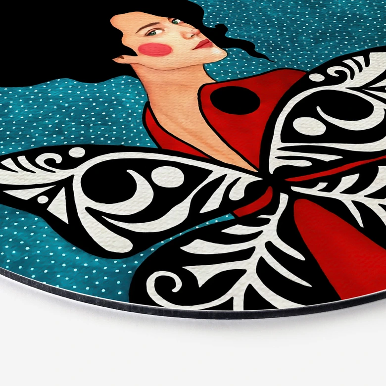 Wandbild Frau mit Schmetterlingsflügeln - Hülya - Alu-Dibond Rund 