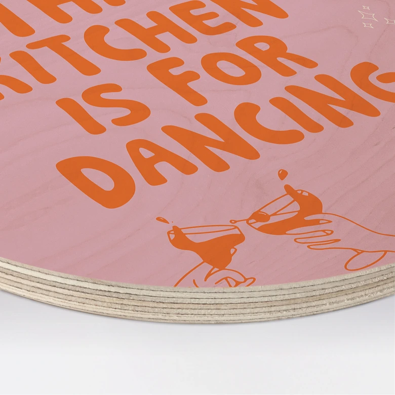 Wood Print This kitchen is for dancing - Ohkimiko - Round 