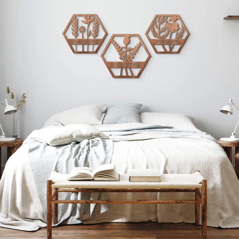 Väggdekorationer i trä mahogny - Blommor i hexagon - Bloom Wildly 