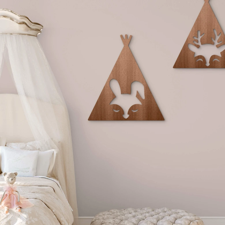 Decoración en madera caoba - Tipi - Liebre 
