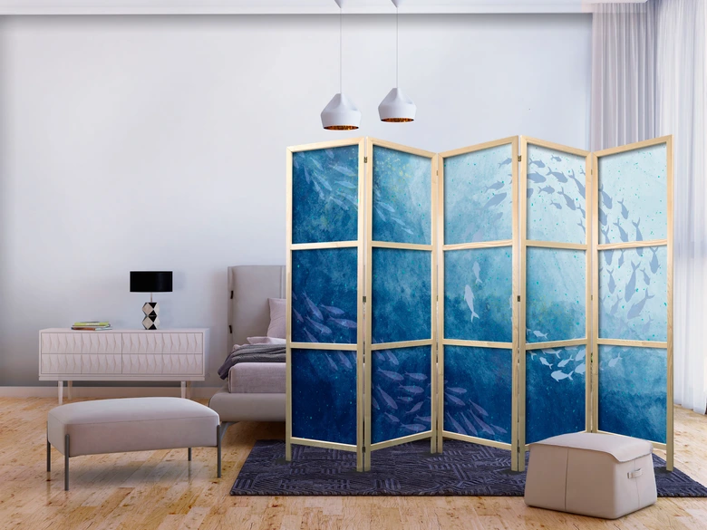 Japanischer Paravent, Raumteiler freistehend, Trennwand - Luminous Clusters of Fish in Blue: Ocean Depths 