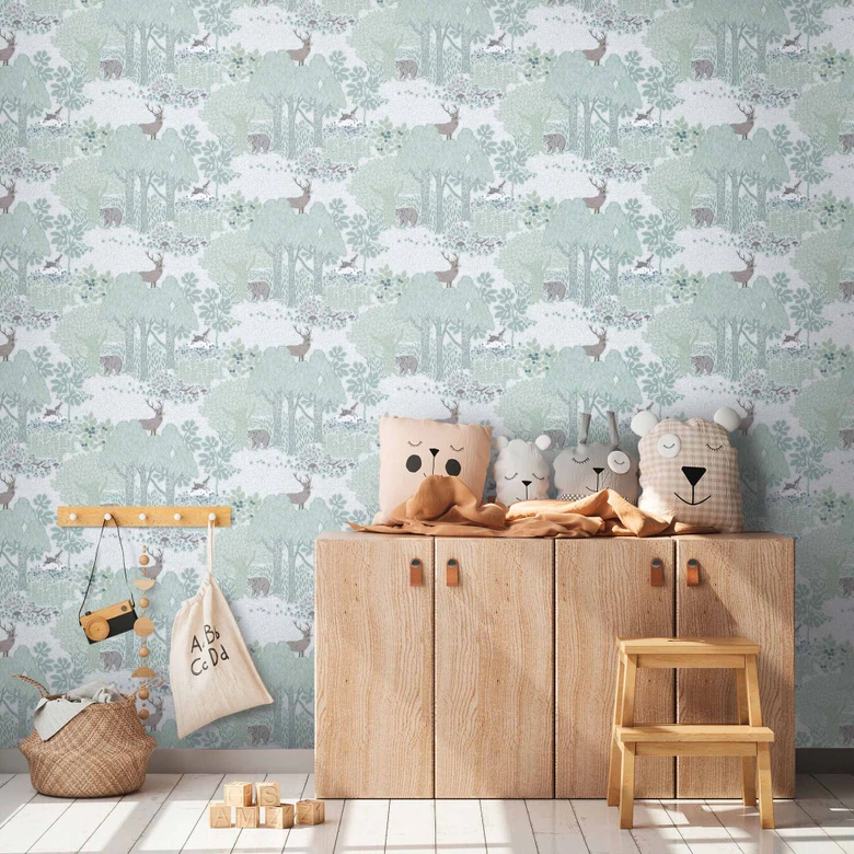 Skogstapet med djur gröngrå - barntapet med björn & hjort  