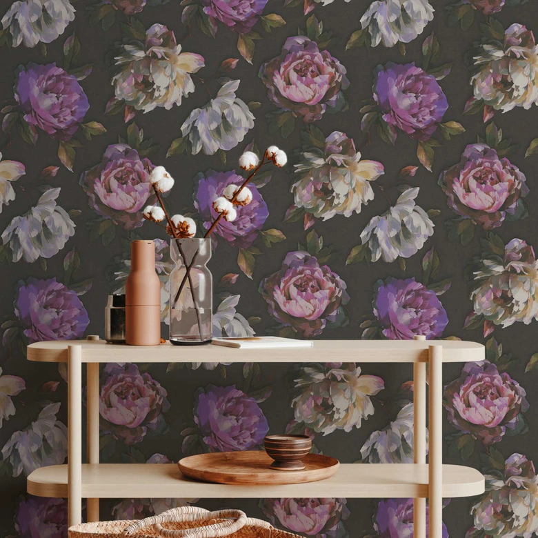 Florale Tapete mit Pfingstrosen Schwarz Lila – Elegante Blumentapete – Vliestapete 