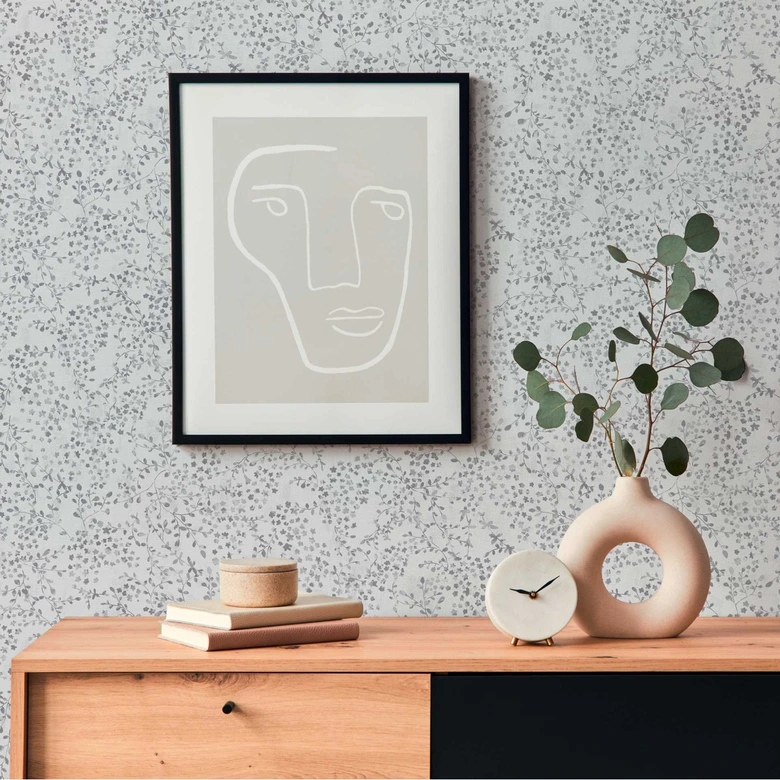 Blommig tapet blad rankor akvarell - Icke-vävd tapet i gråvitt - elegant mönster tapet 