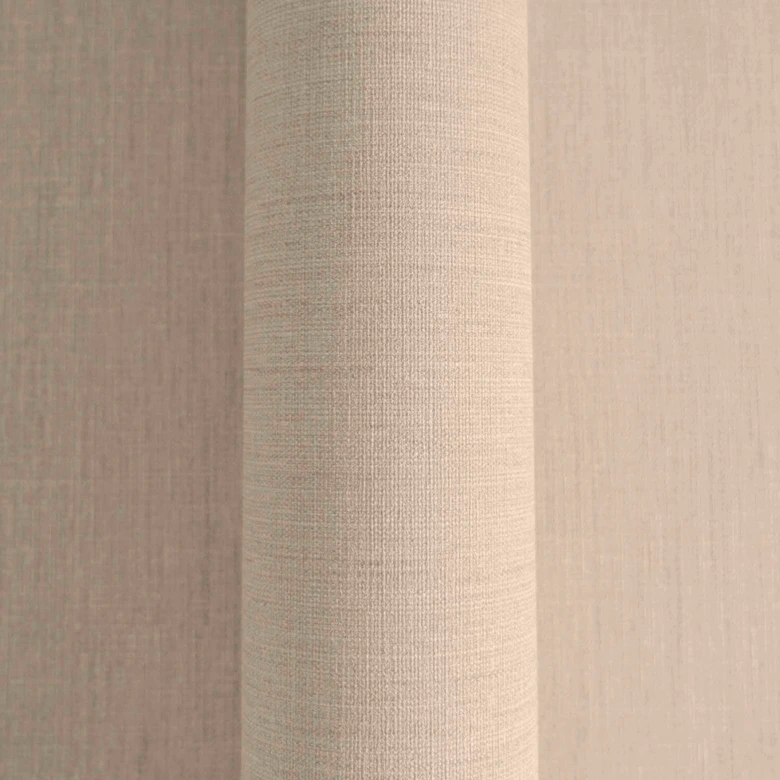 Tekstureret non-woven tapet i lys beige - Enkel elegance til moderne rumkoncepter 
