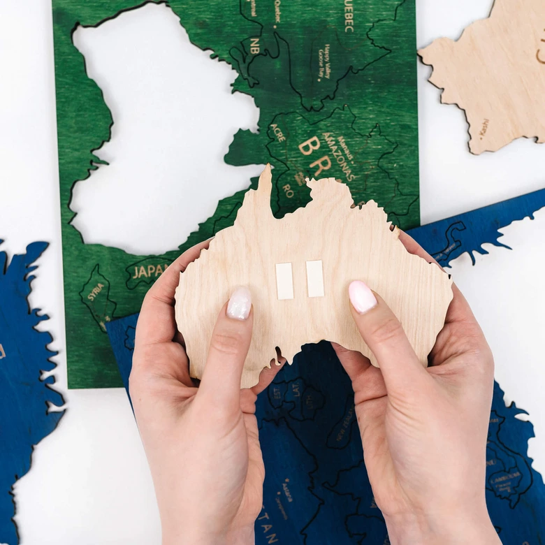 3D Holz-Puzzle Weltkarte mit Ländernamen, bunt 