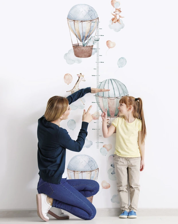 Kindertapete, Vliestapete, Messlatte mit Illustration Kids Walls weiß, blau, beige 