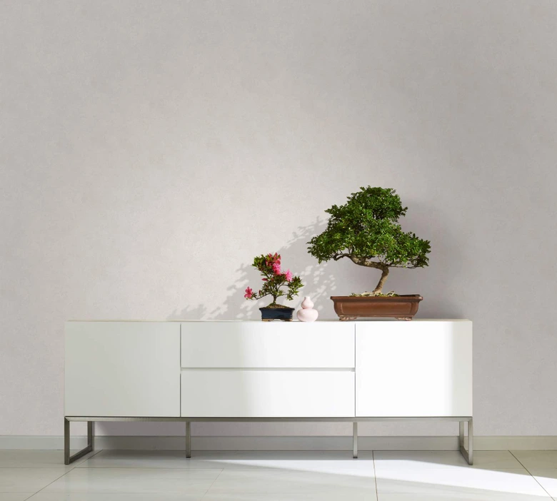 Vliestapete mit leicht linierter Struktur weiß;beige Uni 