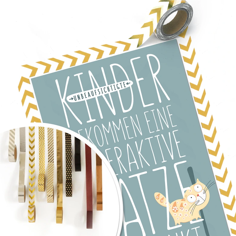 Poster Unbeaufsichtigte Kinder bekommen eine hyperaktive Katze geschenkt. 