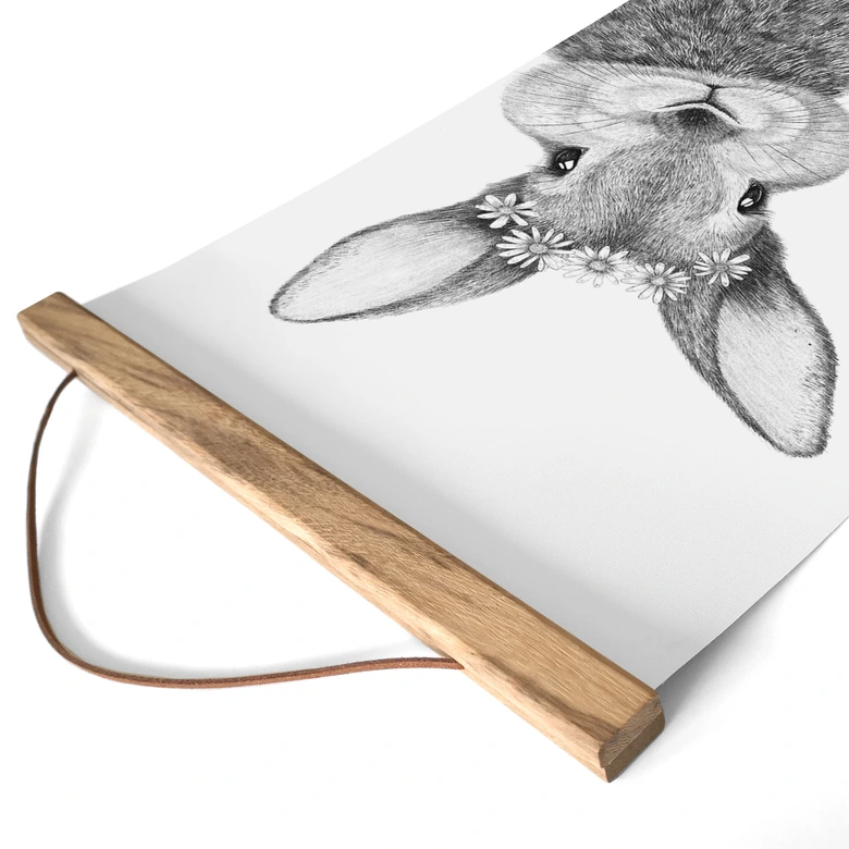 Stoffbild Niedlicher Hase mit Kamillenblumen - Korenkova 
