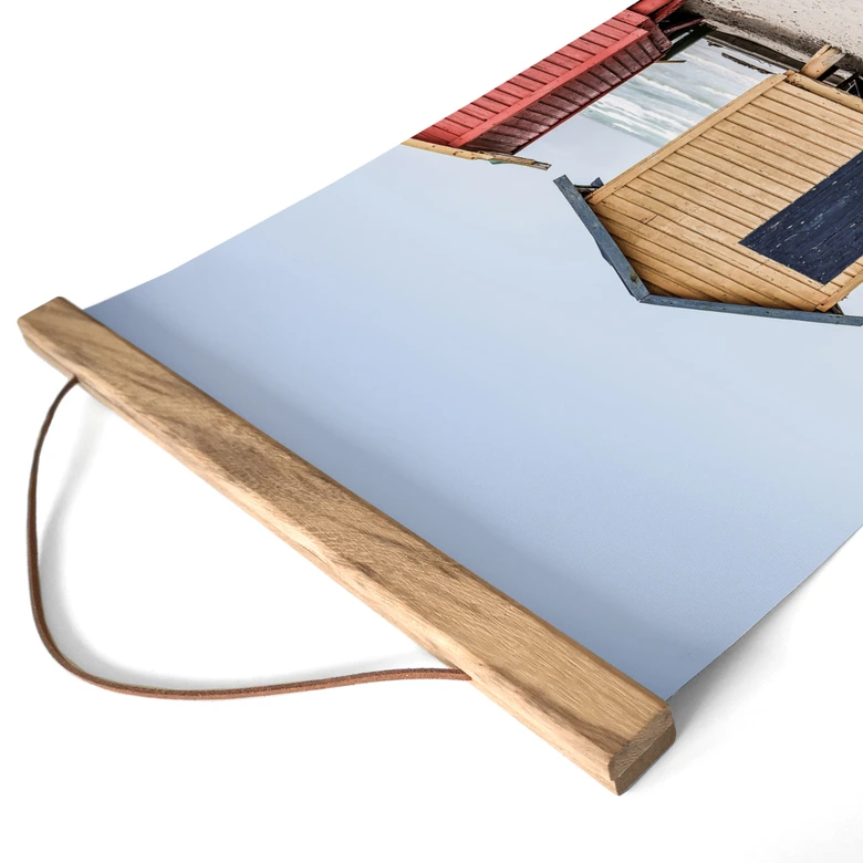 Strand Stoffbild Küstencharme - Bunte Hütten am Meer - Shot by Clint 