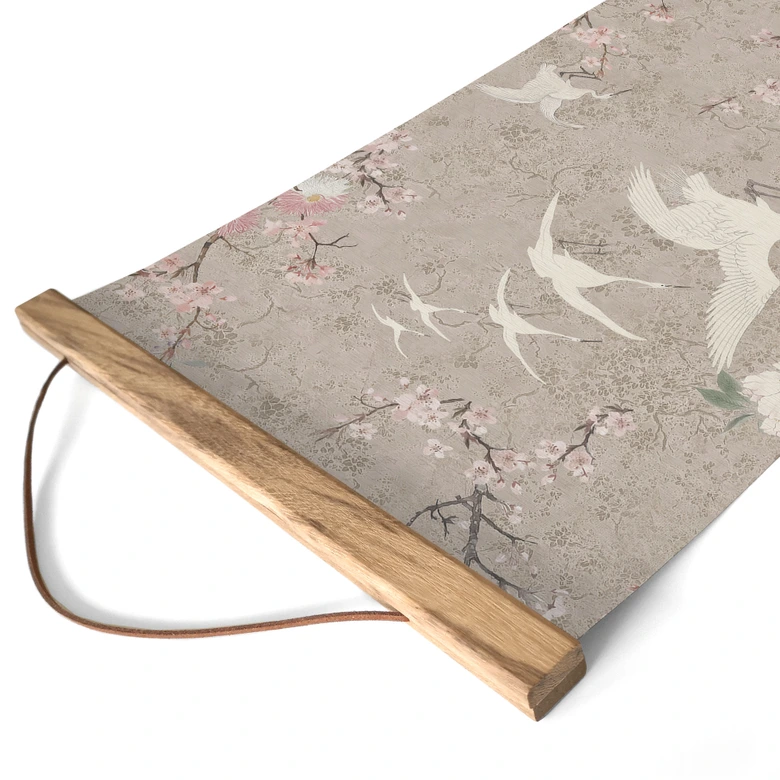 Stoffbild Kraniche im Kirschblüten-Rausch Beige - Bloomery Decor - Panorama 