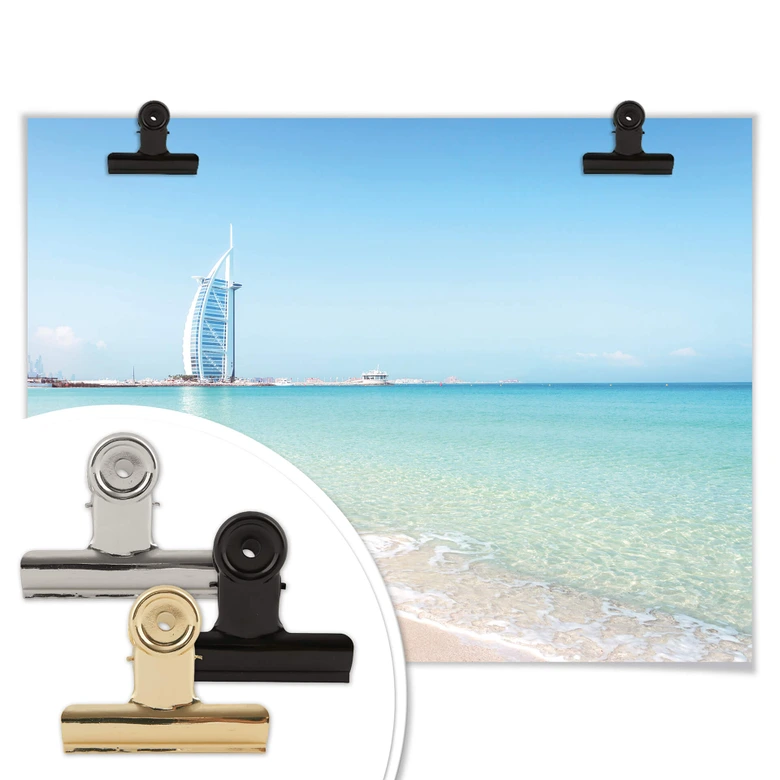 Plakat Colombo - Na plaży w Dubaju 