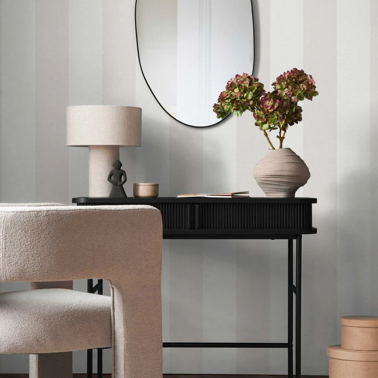 Striped wallpaper light gray white - non-woven wallpaper with fine texture classic & subtle 