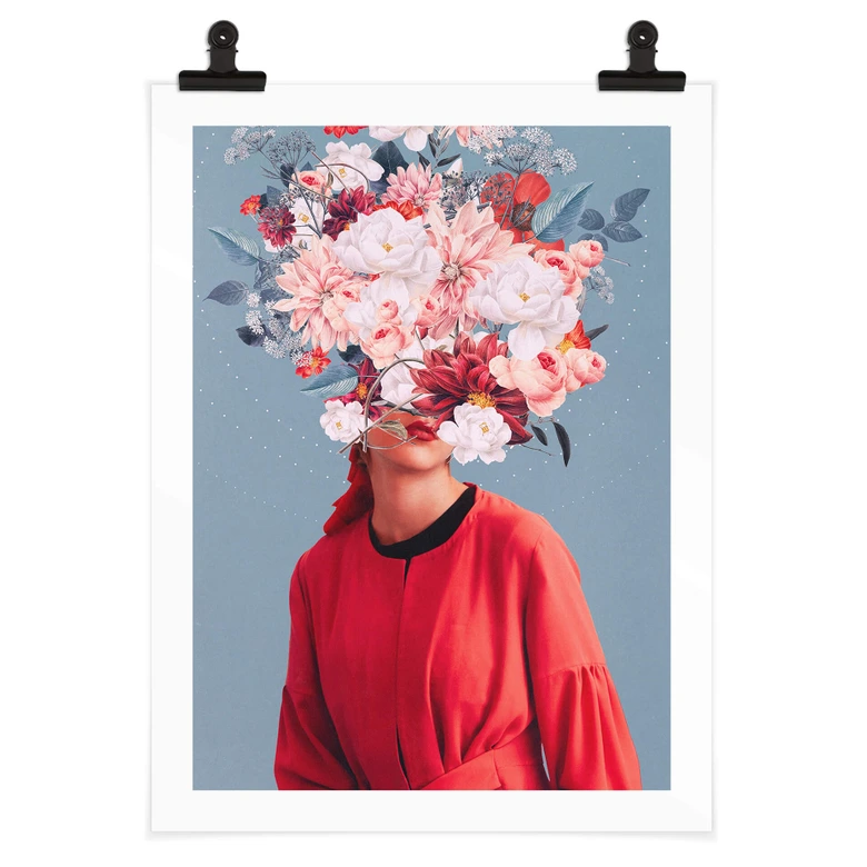 Plakat z portretem kwiatowym - Elegancka kobieta z okazałymi kwiatami - Ćma 