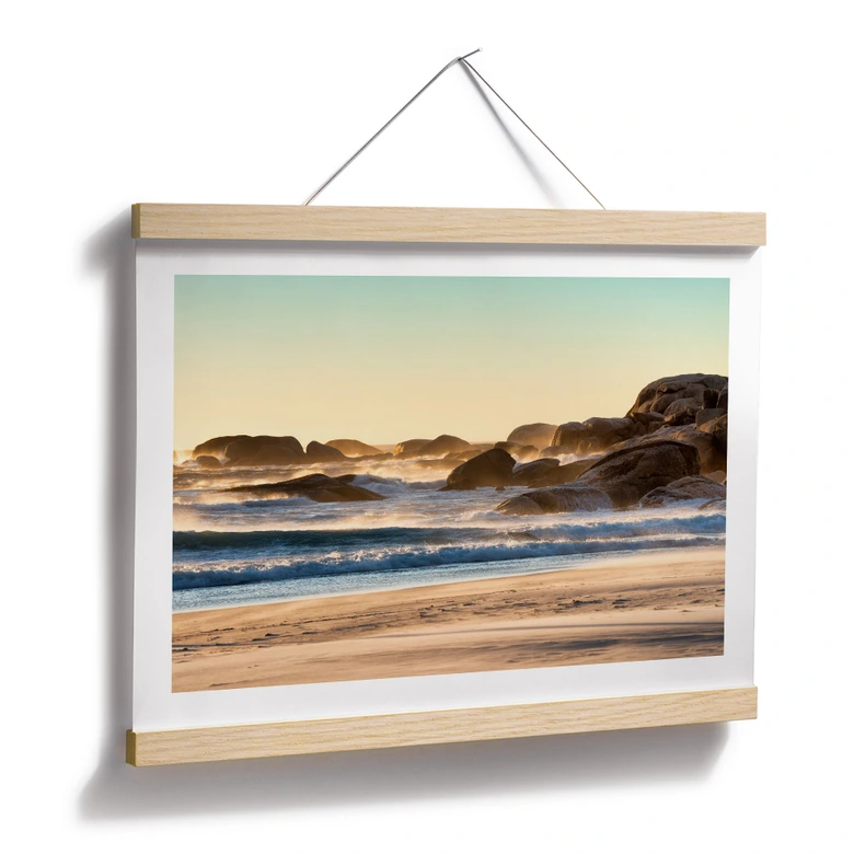 Poster Strandküste bei Sonnenaufgang in Afrika - Hugonnard 