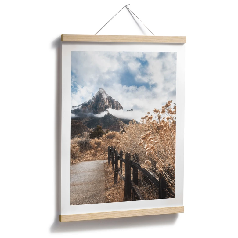 Póster El camino hacia la cumbre - Iqbal 