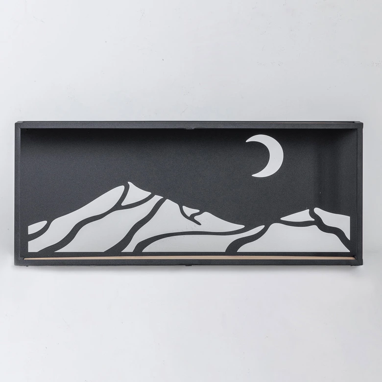 Wandregal Mond in der Berglandschaft - Aus Holz und Metall - 66x27x12 cm 